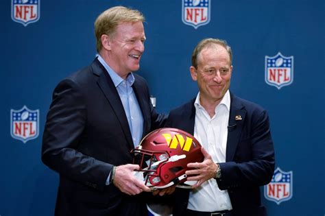 NFL owners unanimously approve the $6.05B sale of the Commanders from Snyder to Harris group